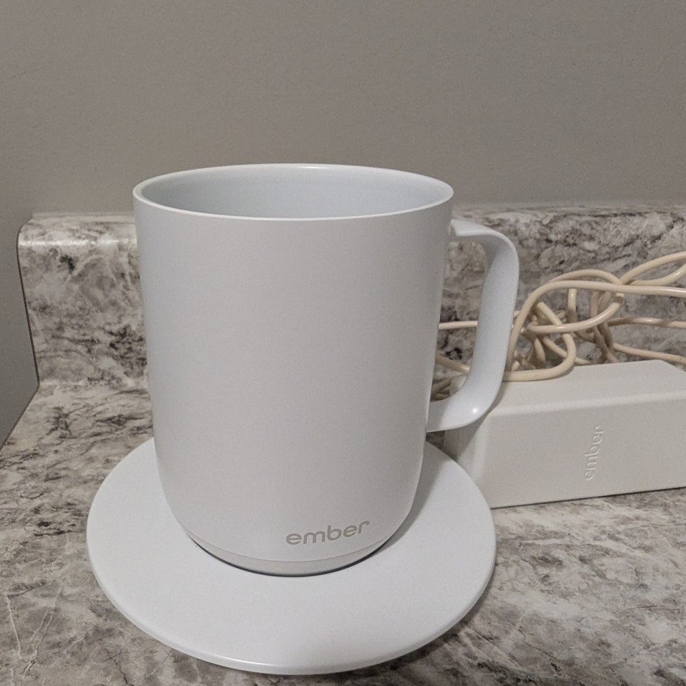 Ember White Smart Mug with Charger